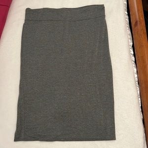 Loft Outlet Gray Lounge Knit shirt with side slit. New with tags. XL